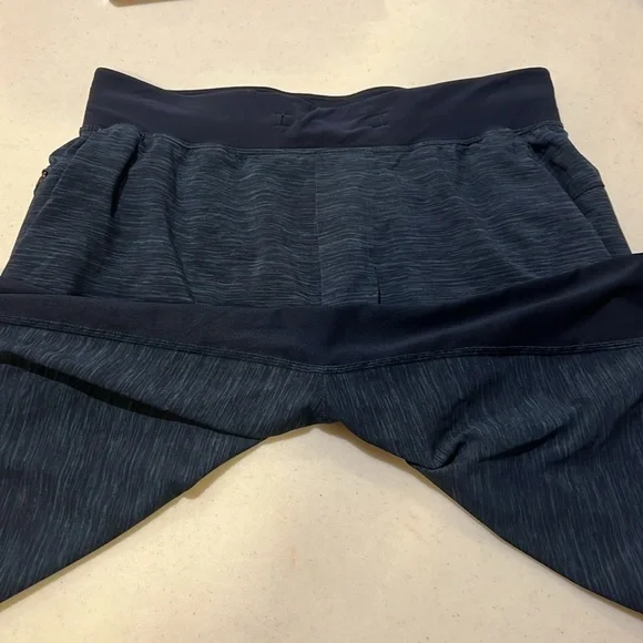 Lululemon T.H.E. Shorts Linerless 11 in Heather Allover Iron Blue True Navy - Picture 5 of 6